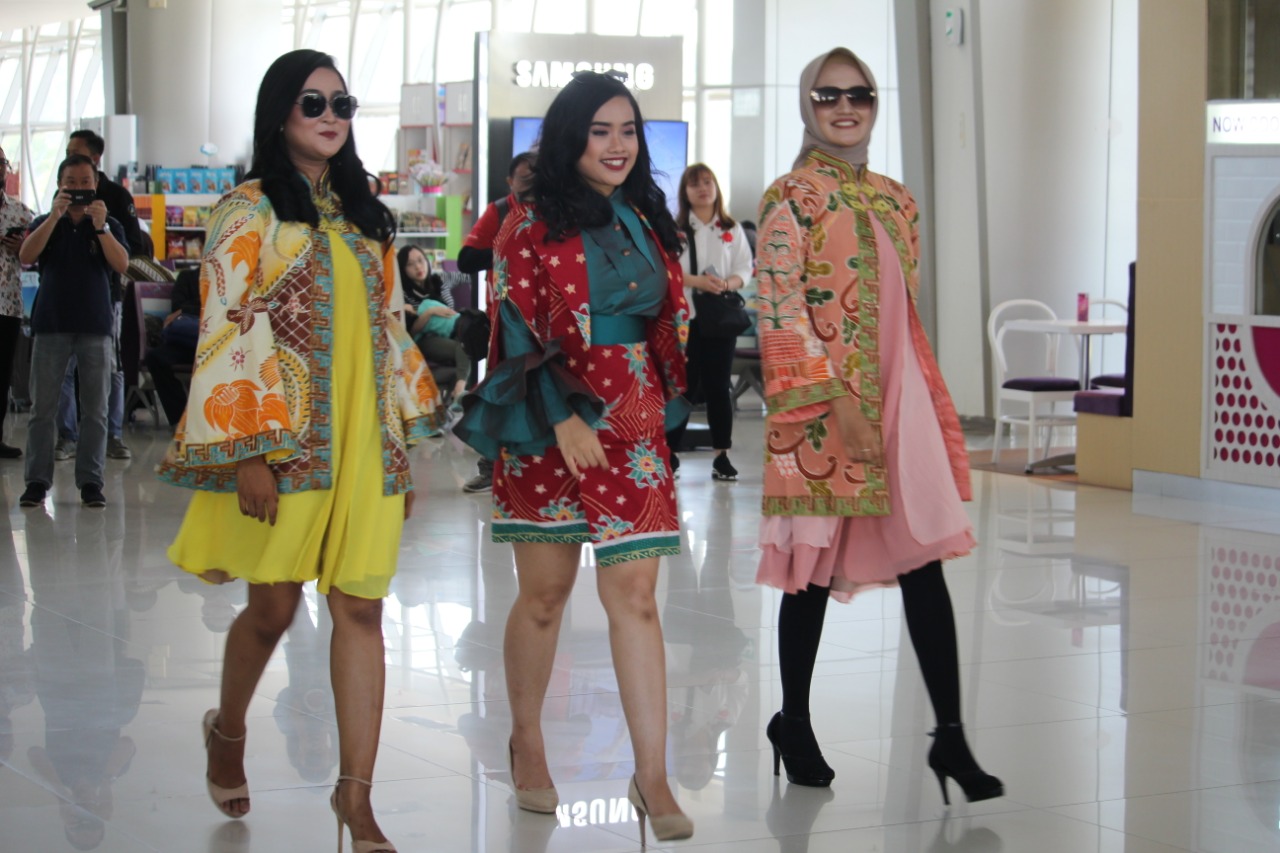 Peringati Hari Batik